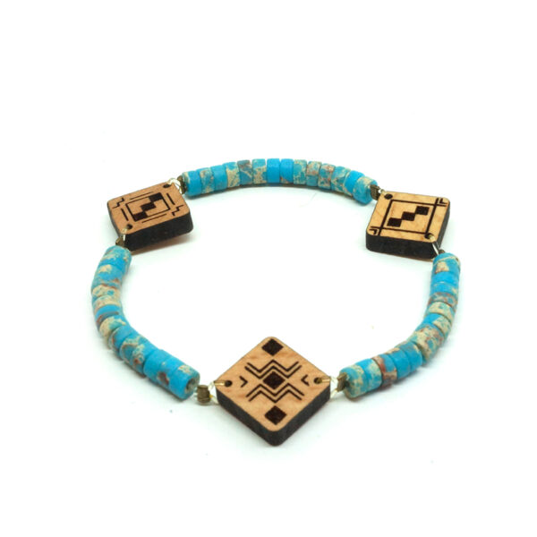 bracelet berbère avec pierre naturelle et pendentif en bois